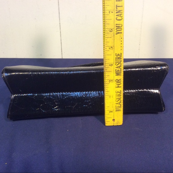 Creations By International Vintage Handbag - Picture 11 of 15